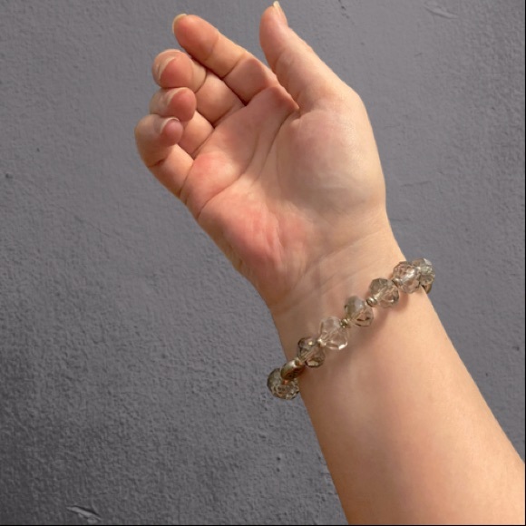 Infinity bracelet - Picture 2 of 3